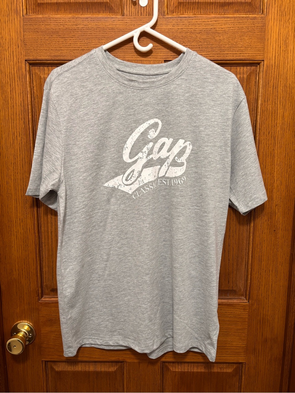 GAP Men's Heather Gray Crewneck Logo Tee. Sz L. NWOT